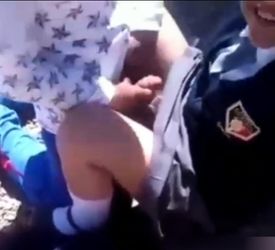 Escolares se escapan al cerro para follar